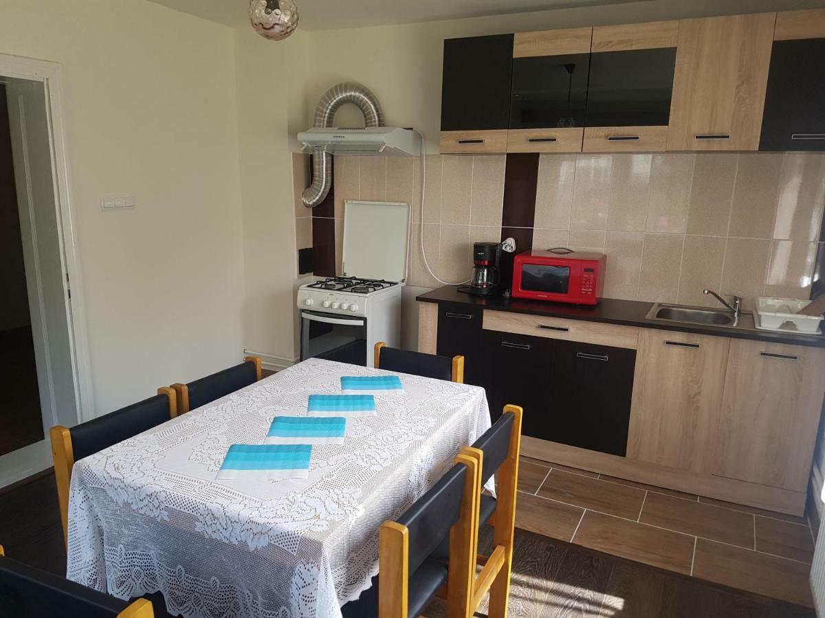 Apartament Tiatim Apartment วาตราดอร์เนย์ ภายนอก รูปภาพ