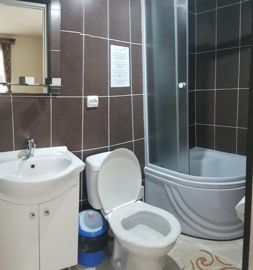 Apartament Tiatim Apartment วาตราดอร์เนย์ ภายนอก รูปภาพ